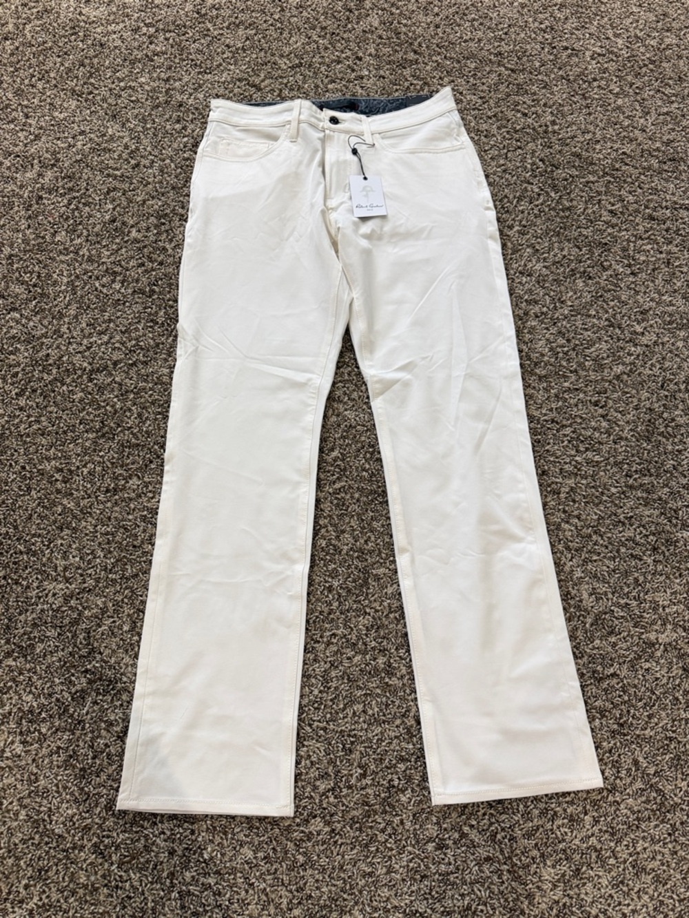 NWT Robert Graham white pants